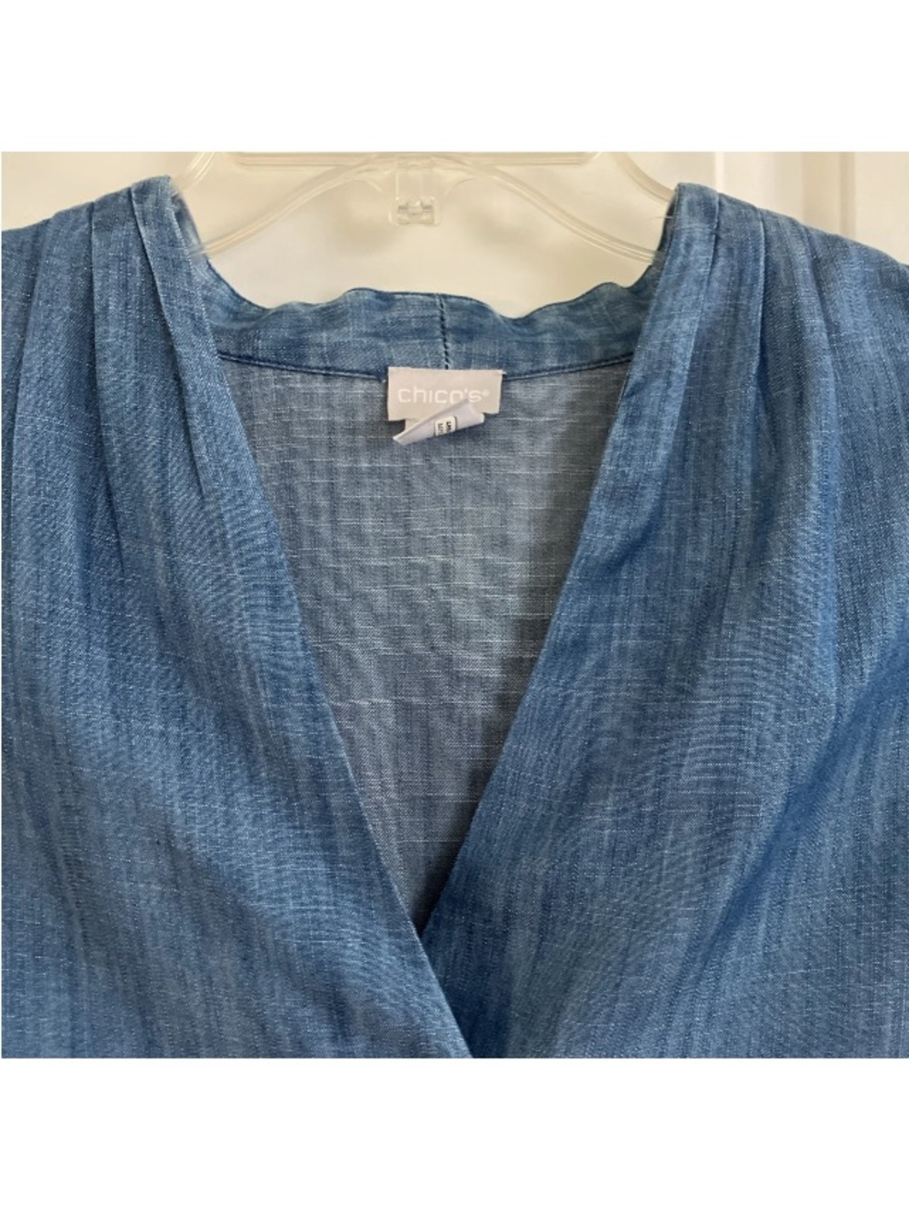Chico’s Tunic L/12/2 Blouse Chambray Embroidered Puff Sleeves V-Neck Artsy Boho. - Picture 6 of 12